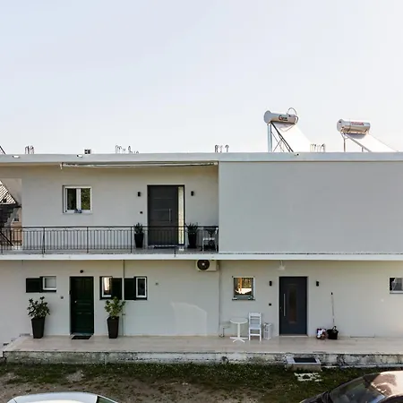 Ilios Place Corfu-near Old Town & Beaches Apartamento