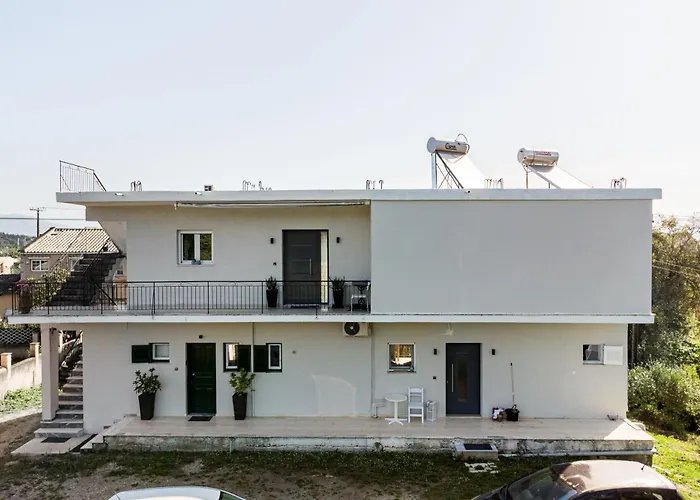 Ilios Place Corfu-near Old Town & Beaches Apartment