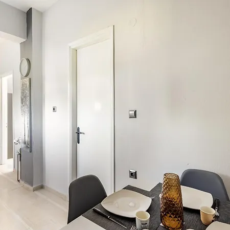 Apartamento Ilios Place Corfu-near Old Town & Beaches *