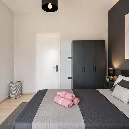 Ilios Place Corfu-near Old Town & Beaches Apartamento Kontokali