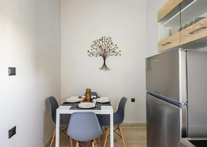 Ilios Place Corfu-near Old Town & Beaches コントカリ